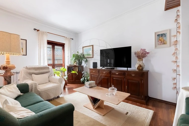 Apartamento T5 para Venda em Santa Maria, São Pedro e Matacães Foto 3