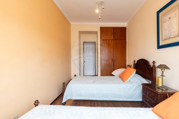 Apartamento T5 para Venda em Santa Maria, São Pedro e Matacães Foto 17