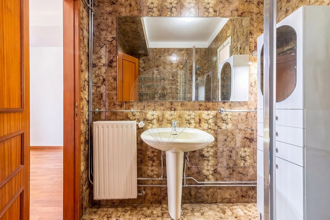 Apartamento T5 para Venda em Santa Maria, São Pedro e Matacães Foto 14