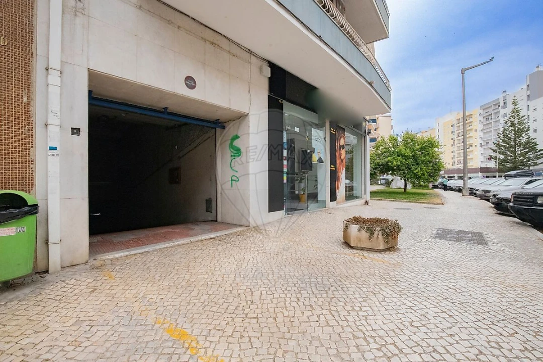 Apartamento T5 para Venda em Santa Maria, São Pedro e Matacães Foto 31