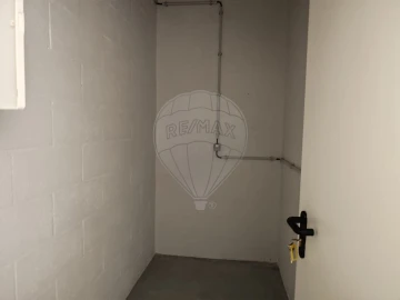 Apartamento T1 para Arrendamento em Avenidas Novas