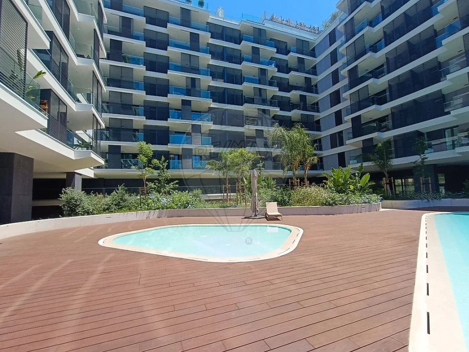 Apartamento T1 para Arrendamento em Avenidas Novas Foto 31