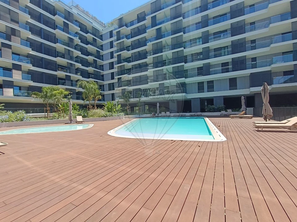 Apartamento T1 para Arrendamento em Avenidas Novas Foto 29