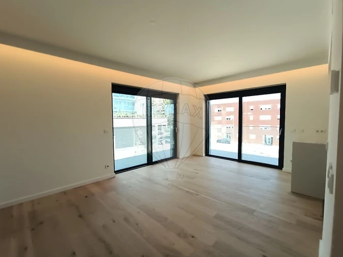 Apartamento T1 para Arrendamento em Avenidas Novas Foto 7