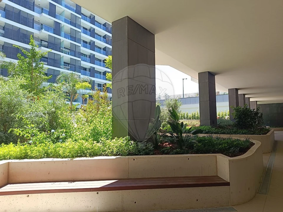 Apartamento T1 para Arrendamento em Avenidas Novas Foto 26