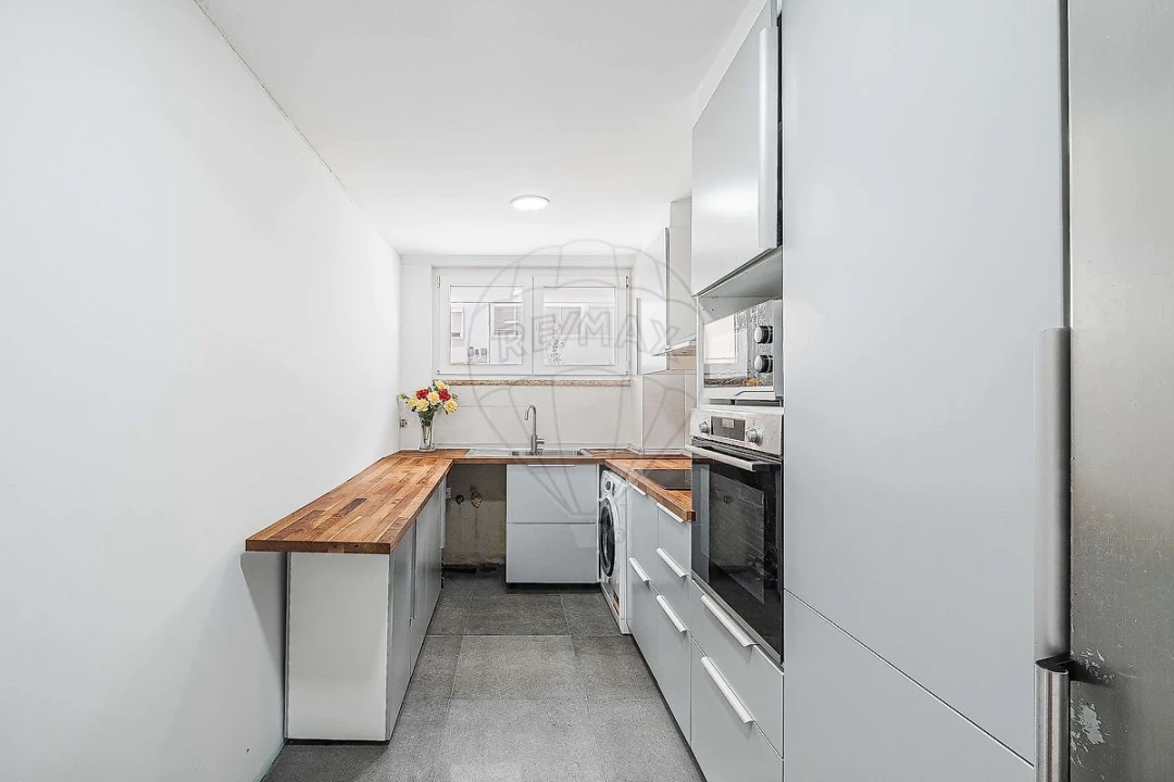 Apartamento T2 para Venda em Odivelas Foto 40