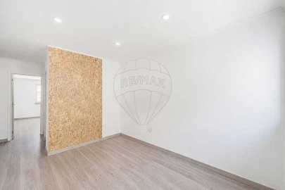 Apartamento T2 para Venda em Odivelas