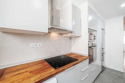 Apartamento T2 para Venda em Odivelas