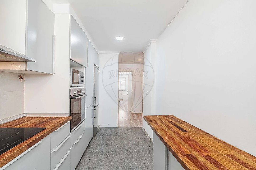 Apartamento T2 para Venda em Odivelas Foto 35