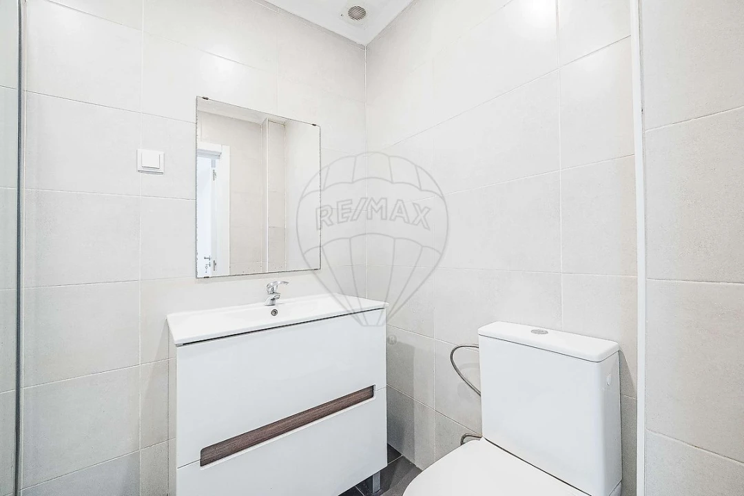 Apartamento T2 para Venda em Odivelas Foto 23