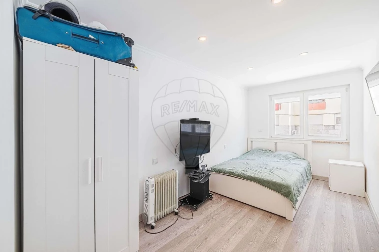 Apartamento T2 para Venda em Odivelas Foto 34