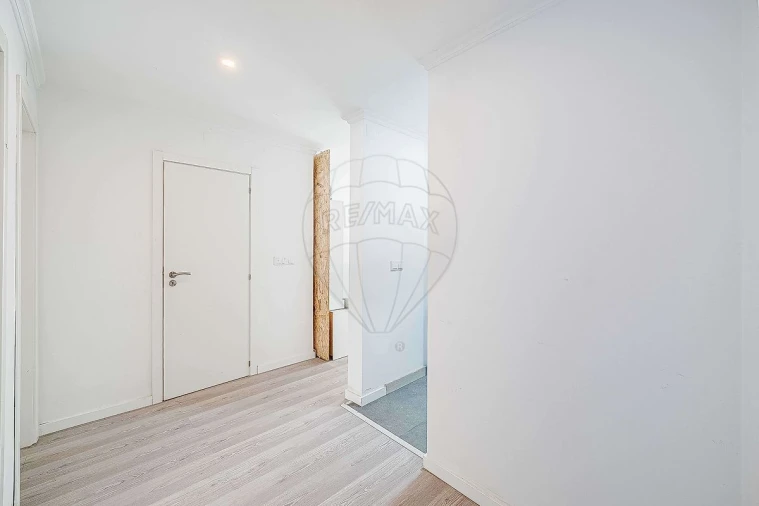 Apartamento T2 para Venda em Odivelas Foto 20