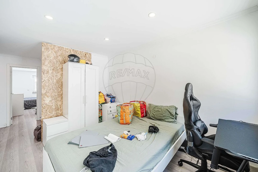 Apartamento T2 para Venda em Odivelas Foto 14