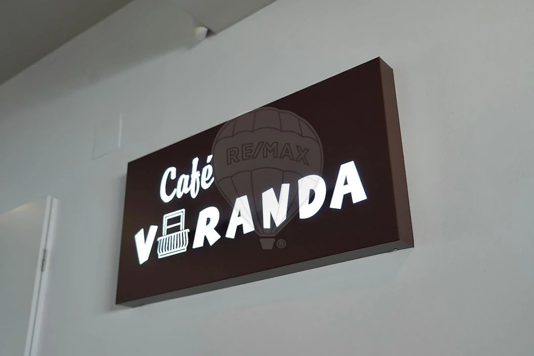 Loja para Venda em Massamá e Monte Abraão Foto 12