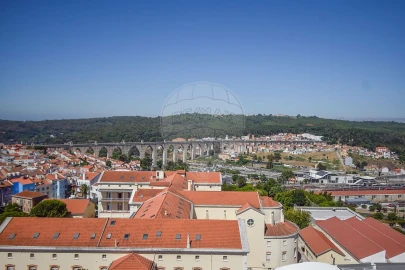 Apartamento T5 para Venda em Campolide