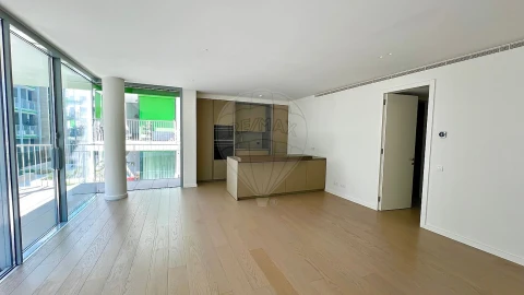 Apartamento T2 para Arrendamento em Marvila