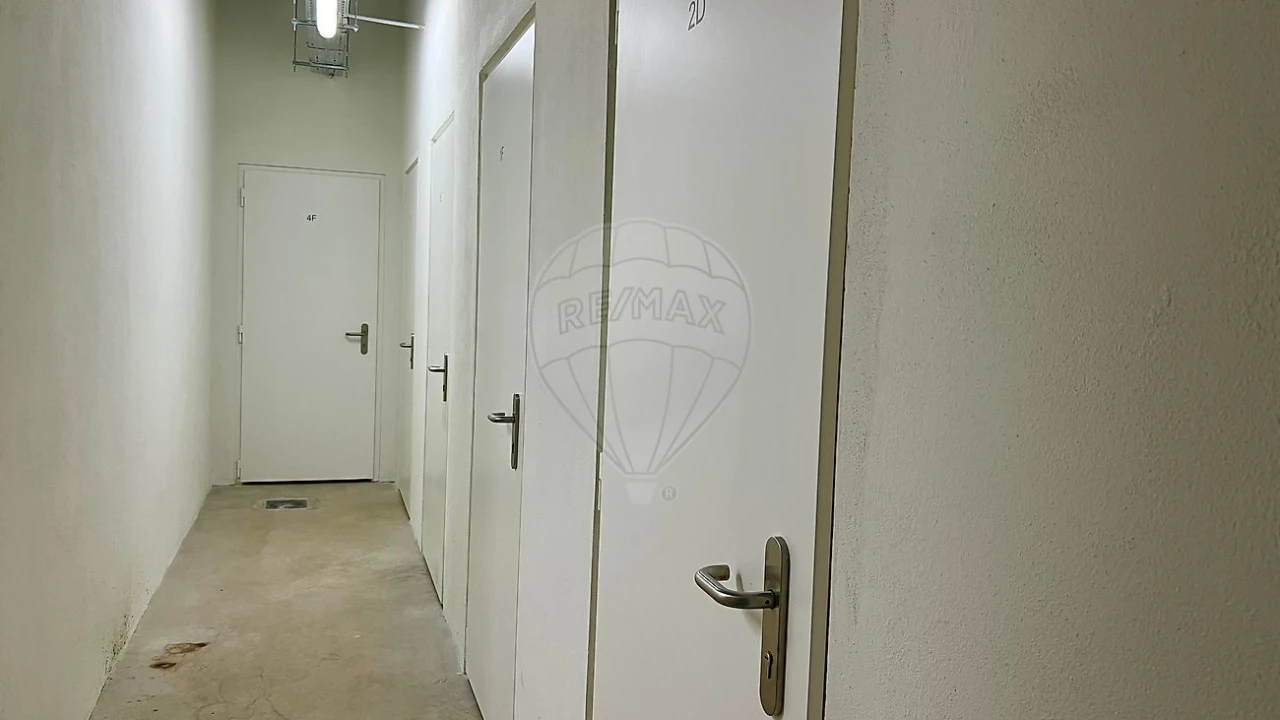 Apartamento T2 para Arrendamento em Marvila Foto 2