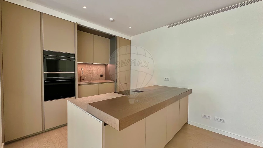 Apartamento T2 para Arrendamento em Marvila Foto 18