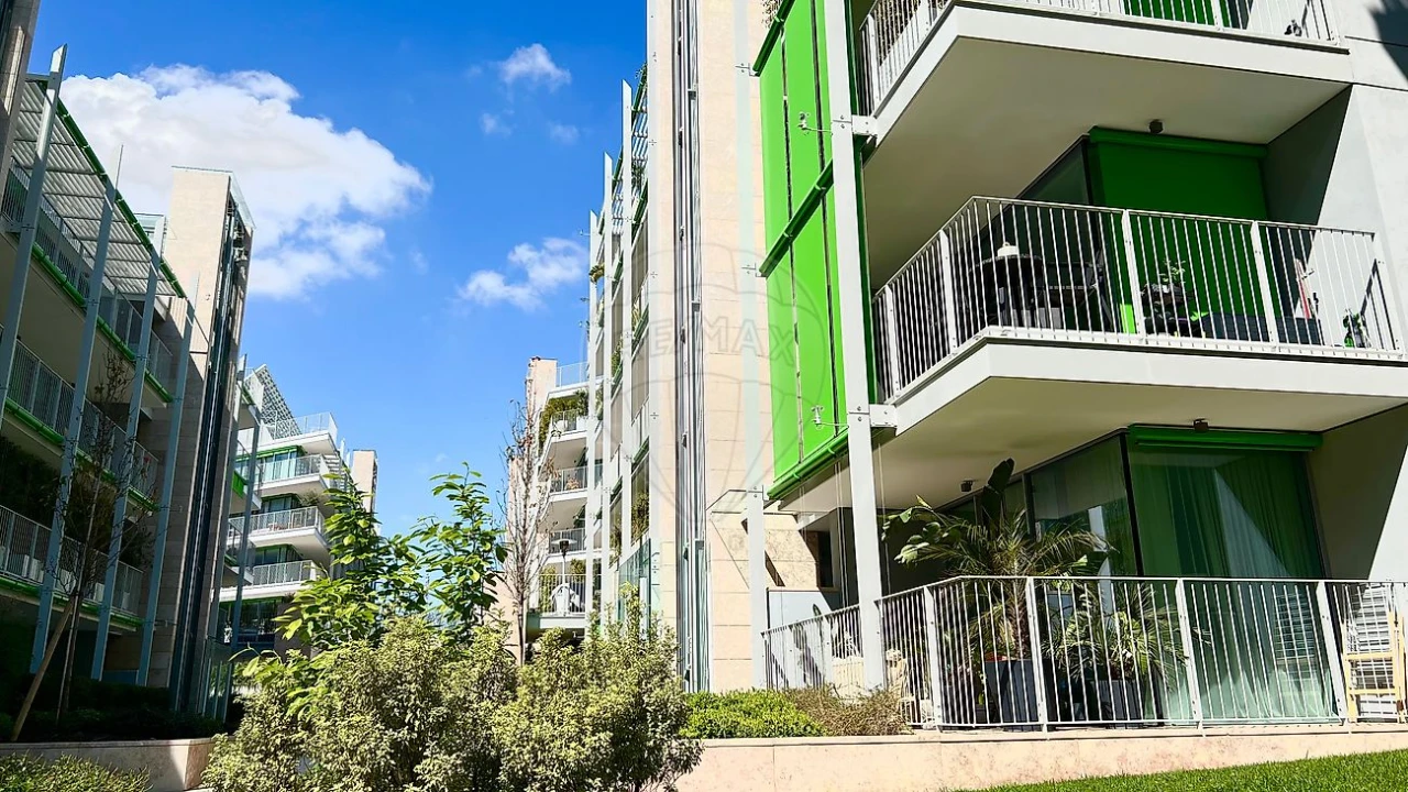 Apartamento T2 para Arrendamento em Marvila Foto 22