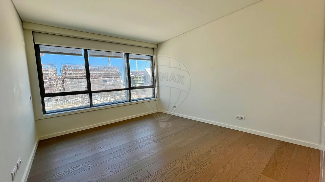 Apartamento T2 para Arrendamento em Marvila Foto 9