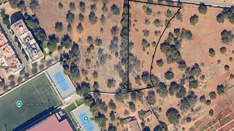 Terreno para Venda em Tavira (Santa Maria e Santiago)