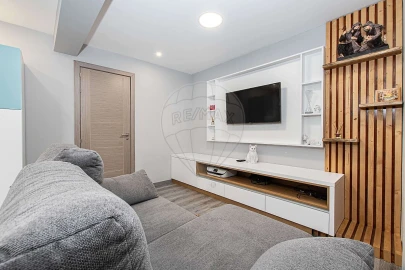 Apartamento T3 para Venda em Póvoa de Santa Iria e Forte da Casa