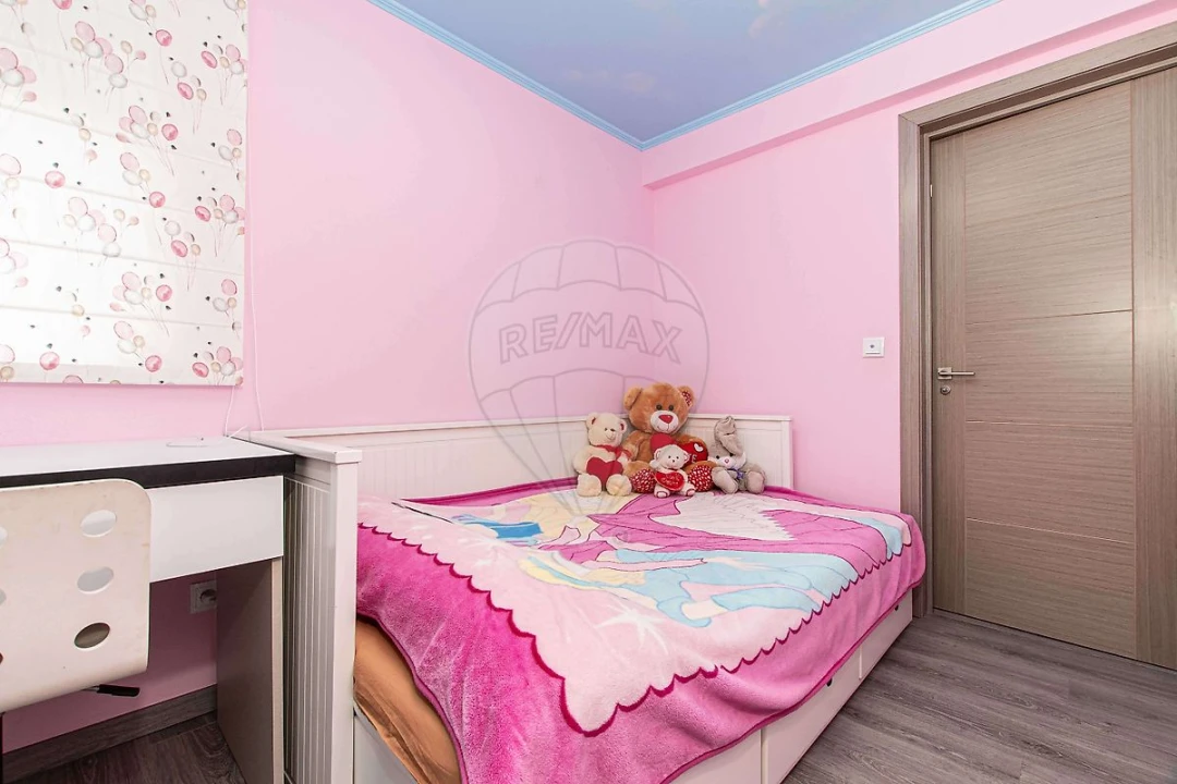 Apartamento T3 para Venda em Póvoa de Santa Iria e Forte da Casa Foto 10