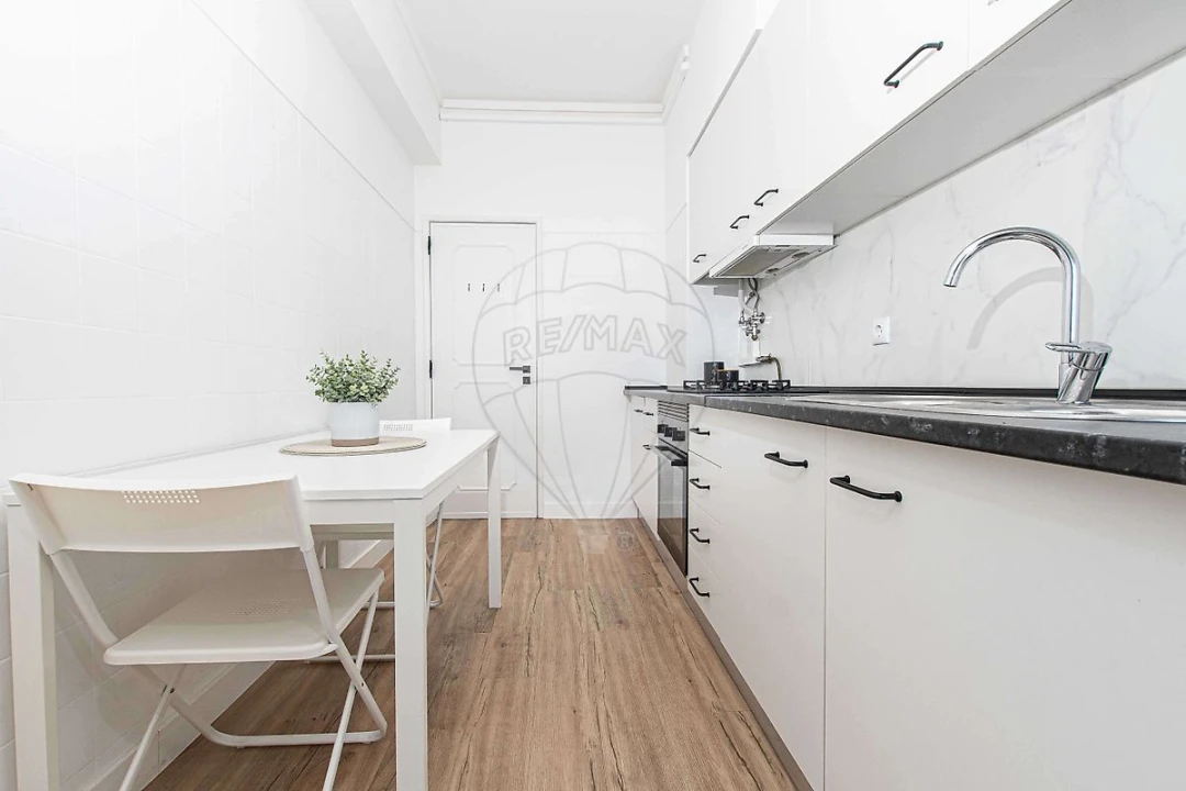 Apartamento T2 para Arrendamento em Póvoa de Santa Iria e Forte da Casa Foto 10