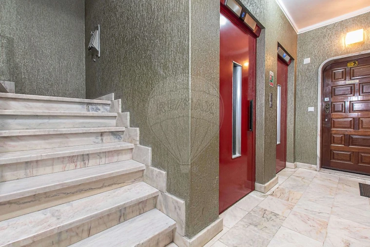 Apartamento T2 para Arrendamento em Póvoa de Santa Iria e Forte da Casa Foto 18