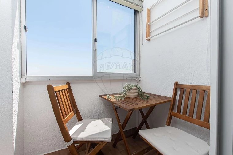 Apartamento T2 para Arrendamento em Póvoa de Santa Iria e Forte da Casa Foto 20