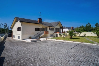 Moradia T4 para Venda em Esmoriz