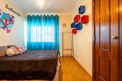 Apartamento T2 para Arrendamento em Rio Maior