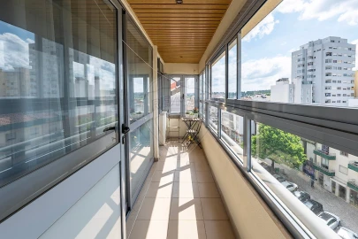 Apartamento T2 para Arrendamento em Rio Maior