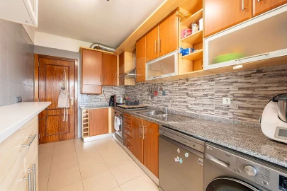 Apartamento T2 para Arrendamento em Rio Maior