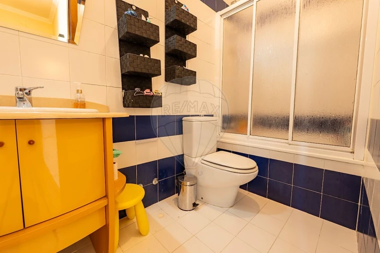 Apartamento T2 para Arrendamento em Rio Maior Foto 24