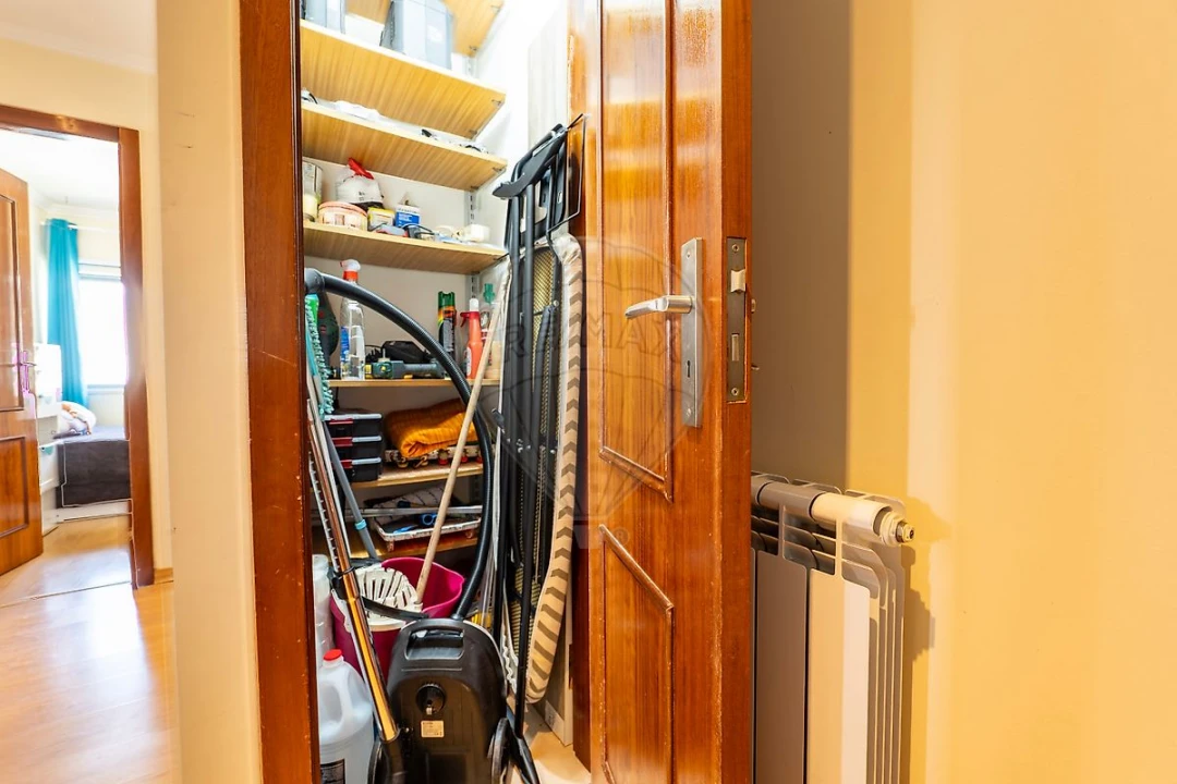 Apartamento T2 para Arrendamento em Rio Maior Foto 29