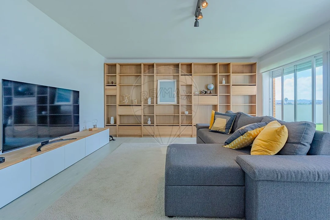 Apartamento T2 para Venda em Esmoriz Foto 9