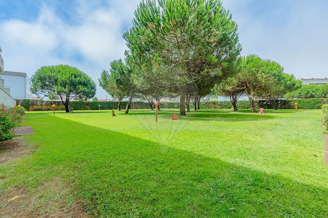Apartamento T2 para Venda em Esmoriz Foto 2