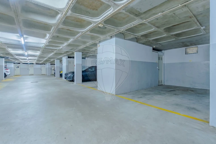 Apartamento T2 para Venda em Esmoriz Foto 27