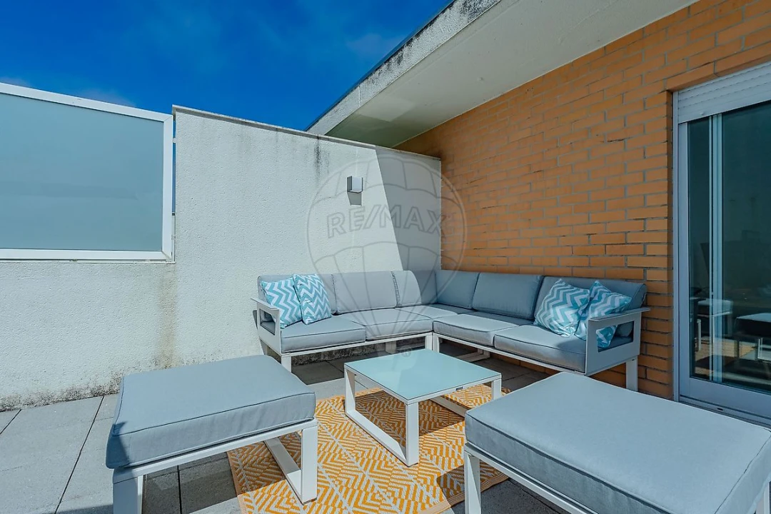 Apartamento T2 para Venda em Esmoriz Foto 6