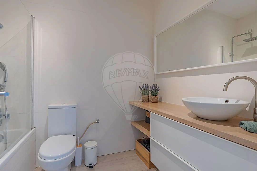 Apartamento T2 para Venda em Esmoriz Foto 12
