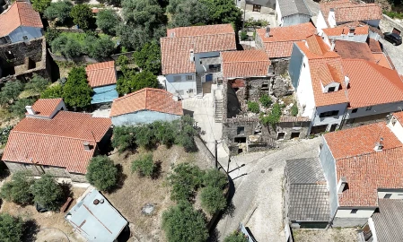 Armazém para Venda em Vale de Prazeres e Mata da Rainha