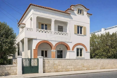Moradia T10 para Venda em Costa da Caparica