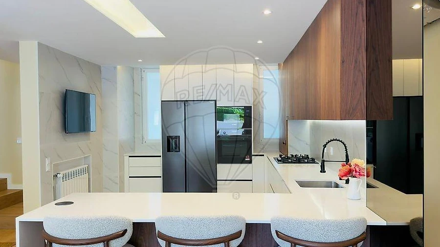 Moradia T3 para Venda em Gemeses