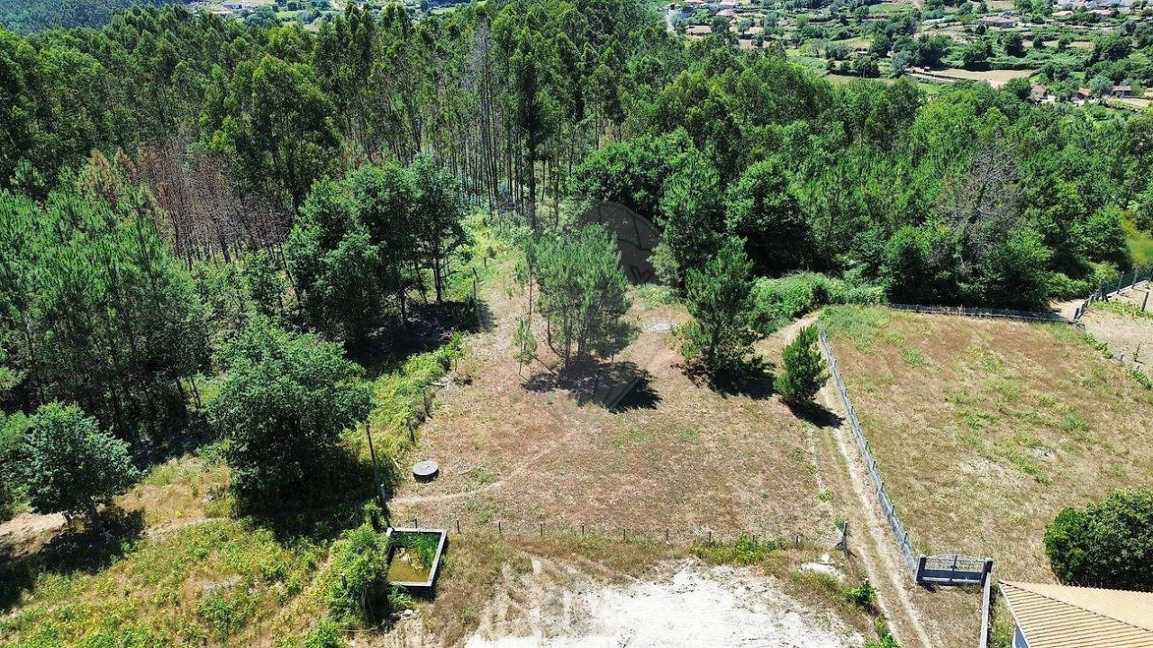 Terreno para Venda em Arcos de Valdevez (São Paio) e Giela Foto 17