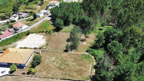 Terreno para Venda em Arcos de Valdevez (São Paio) e Giela