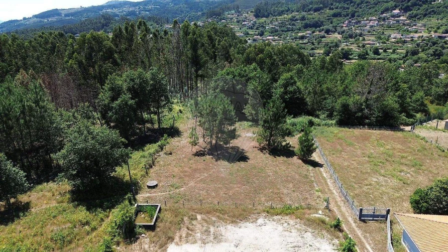 Terreno para Venda em Arcos de Valdevez (São Paio) e Giela Foto 6