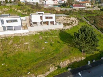Terreno para Venda em Amarante (São Gonçalo), Madalena, Cepelos e Gatão