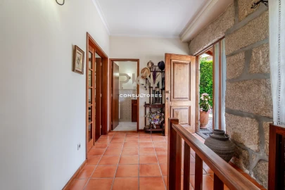 Moradia T3 para Venda em Lufrei