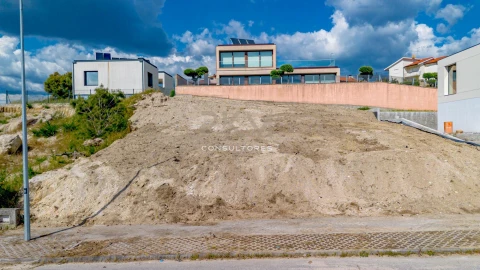 Terreno para Venda em Amarante (São Gonçalo), Madalena, Cepelos e Gatão